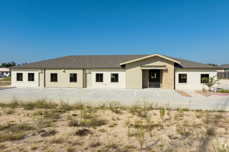 More Photos Of 1667 N Highway 183, Leander Unknown For Lease