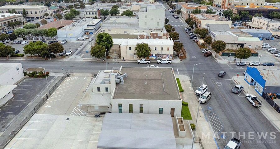More Photos Of 201 5th St, Hollister Storefront Retail Residential For Sale