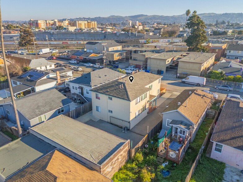 More Photos Of 143 19th St, Richmond Apartments For Sale