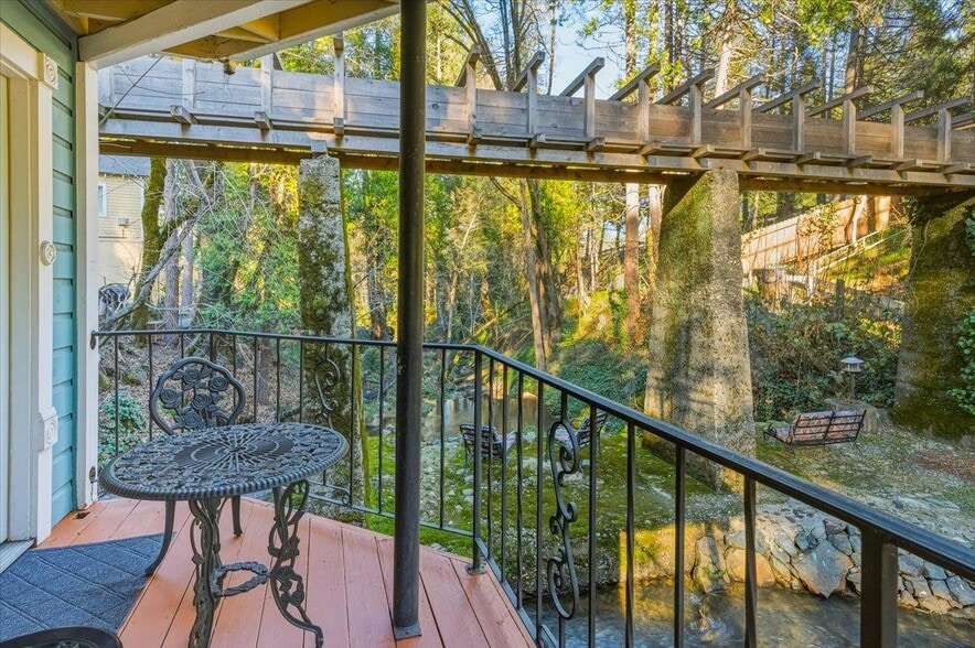 More Photos Of 317 S Pine St, Nevada City Hospitality For Sale