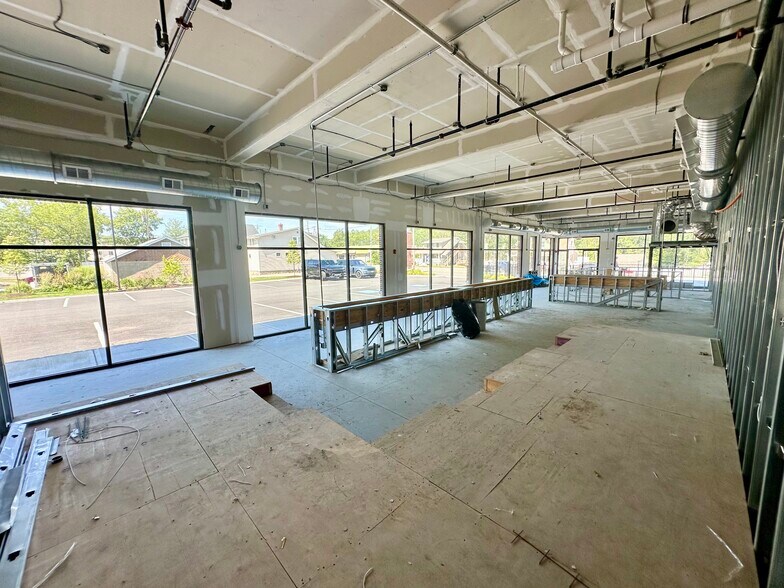 More Photos Of 57 Hamburg Tpke, Riverdale Restaurant For Lease