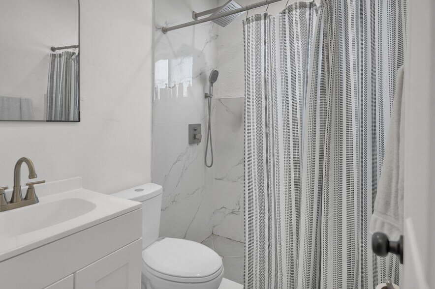 More Photos Of 11775 Sw 223rd St, Miami Apartments For Sale