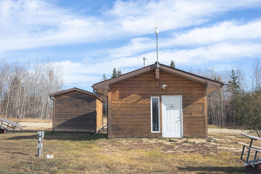 More Photos Of 56309 Range 13 rd, Onoway Trailer Camper Park For Sale