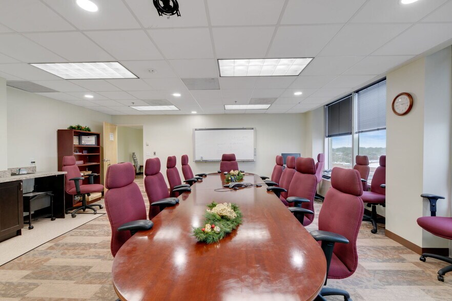 More Photos Of 4235 28th Ave, Marlow Heights Office For Sale