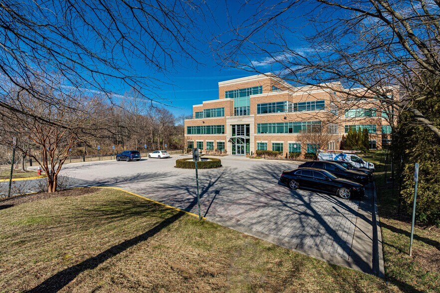 More Photos Of 1984 Isaac Newton Sq W, Reston Office For Lease