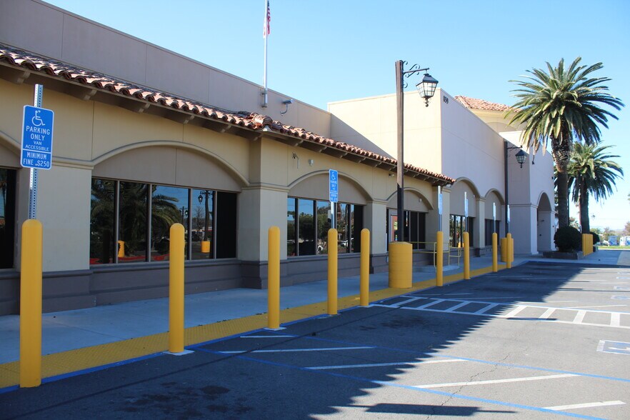 More Photos Of 869 W Florida Ave, Hemet Unknown For Lease