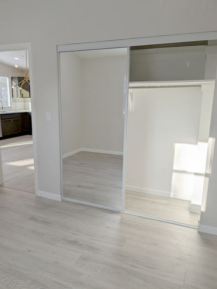 More Photos Of 802 S Jenkins Blvd, Akron Apartments For Sale