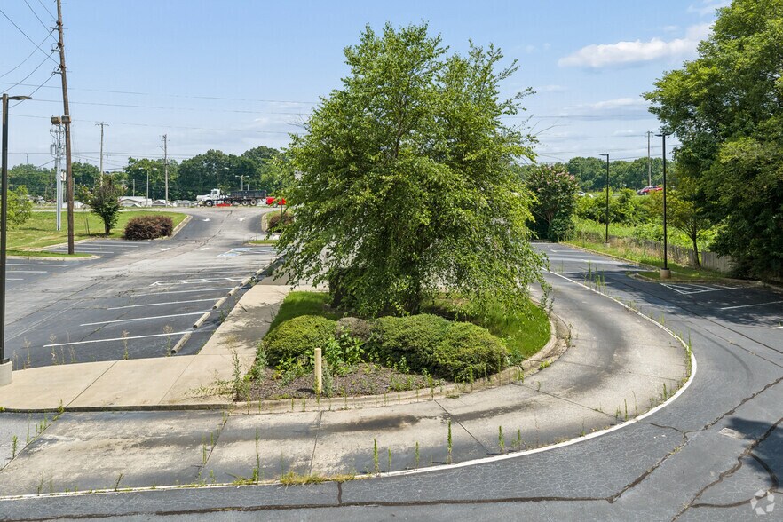 More Photos Of 710 9th Ave N, Bessemer Fast Food For Sale
