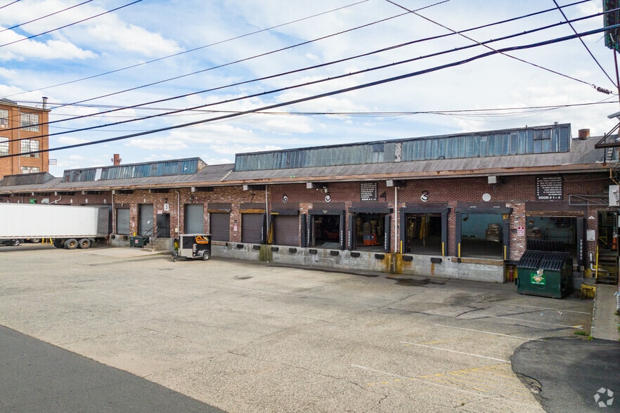 More Photos Of 90 Dayton Ave, Passaic Warehouse For Lease
