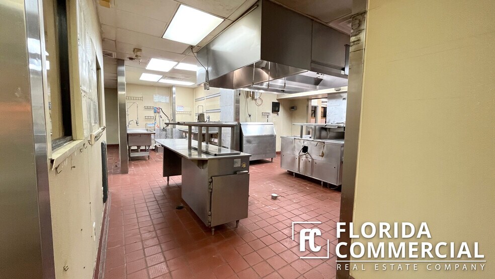 More Photos Of 726 SW Federal Hwy, Stuart Fast Food For Sale