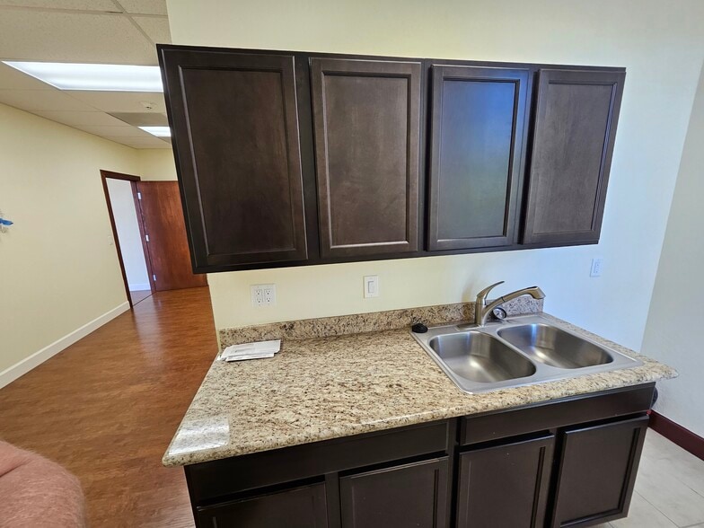 More Photos Of 6100 Plumas St, Reno Office For Lease