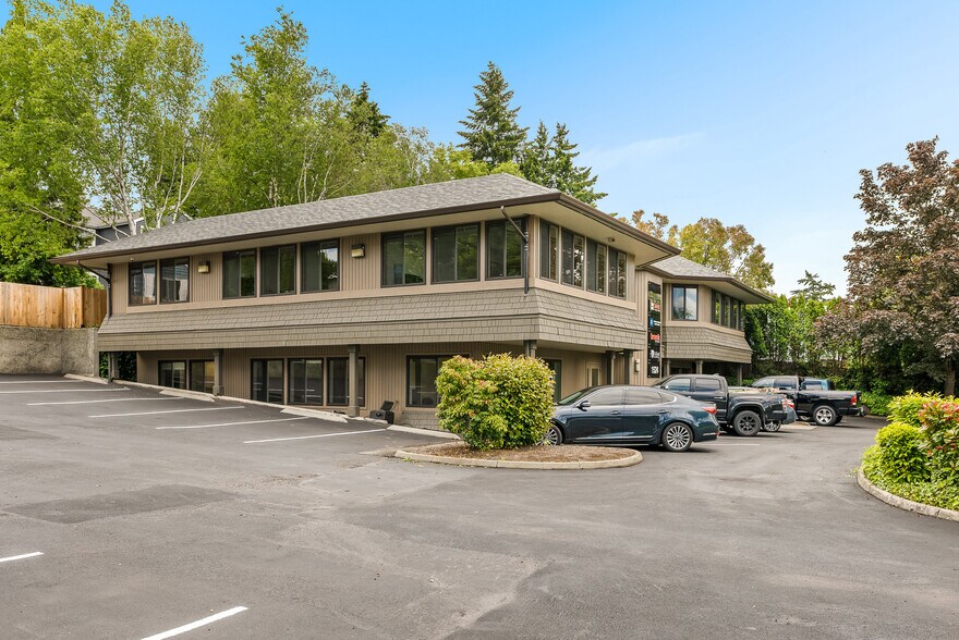 More Photos Of 1524 Market St, Kirkland Office For Lease