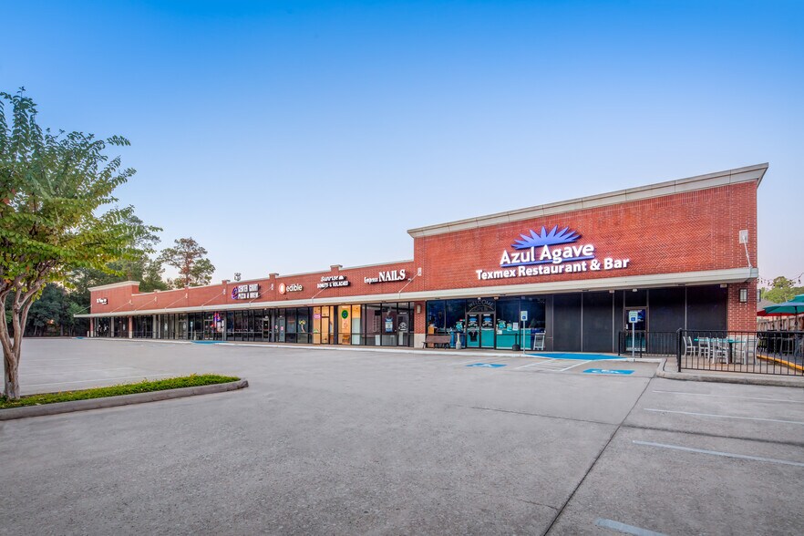 More Photos Of 20669 W Lake Houston Pky, Kingwood Storefront Retail Office For Lease