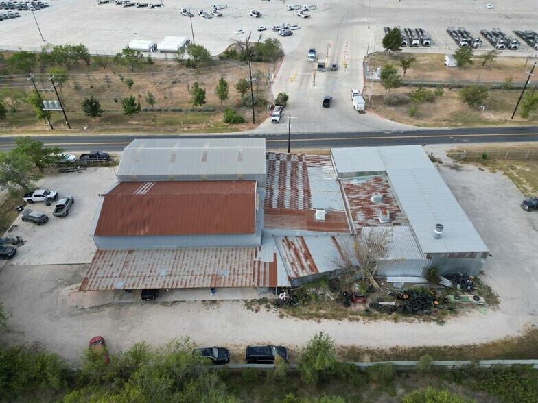 More Photos Of 11390 Old Corpus Christi, San Antonio Service For Sale
