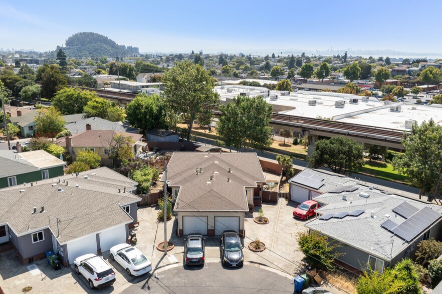 More Photos Of 1029 Ranchito Ct, El Cerrito Apartments For Sale