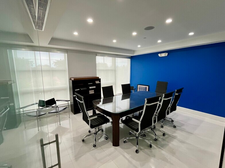 More Photos Of 2030 S Douglas Rd, Coral Gables Loft Creative Space For Sale