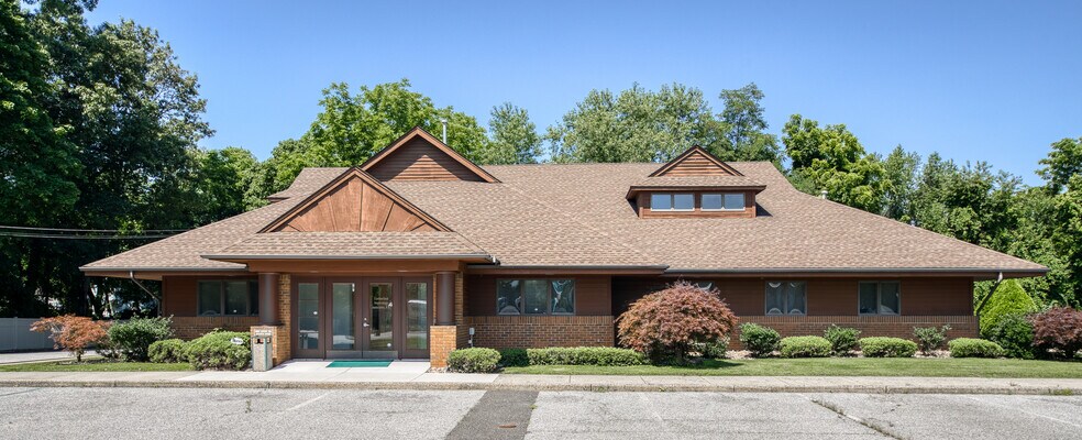 More Photos Of 70 Manheim Ave, Bridgeton Medical For Sale