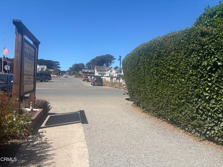 More Photos Of 45051 Ukiah st, Mendocino General Retail For Sale