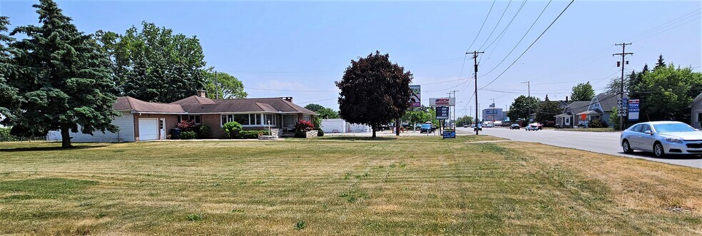 More Photos Of 1717 S Euclid Ave, Bay City Garden Center For Sale