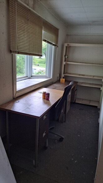 More Photos Of 4401 E Joppa Rd, Perry Hall Storefront For Sale