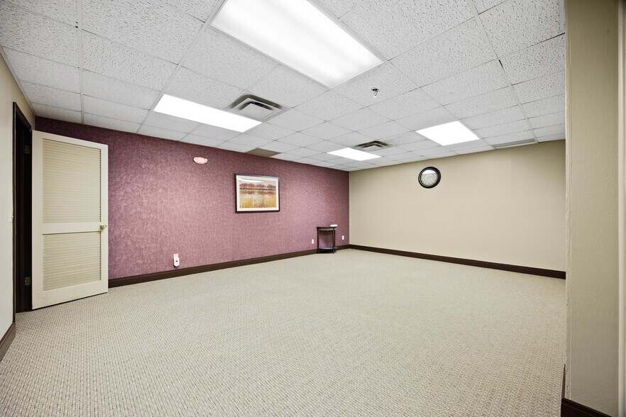 More Photos Of 38 S Main St, Churchville Bank For Lease