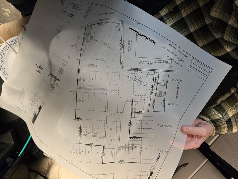 More Photos Of 822 W Main St, Crisfield Storefront Retail Residential For Sale