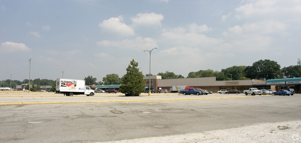 More Photos Of 1314-1536 Whipple Ave NW, Canton General Retail For Lease