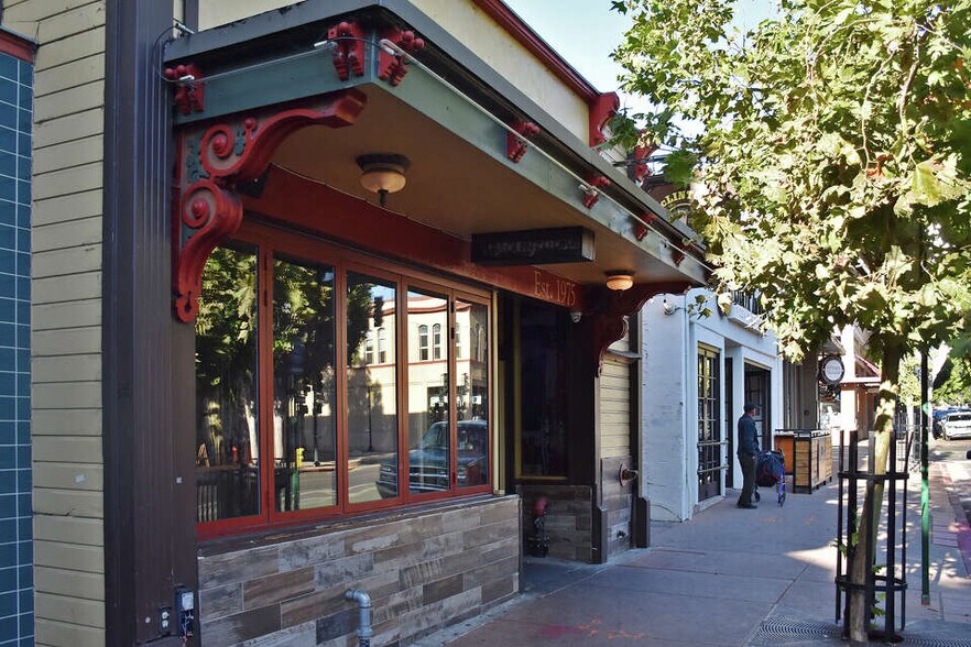 Primary Photo Of 686 Higuera St, San Luis Obispo Restaurant For Sale