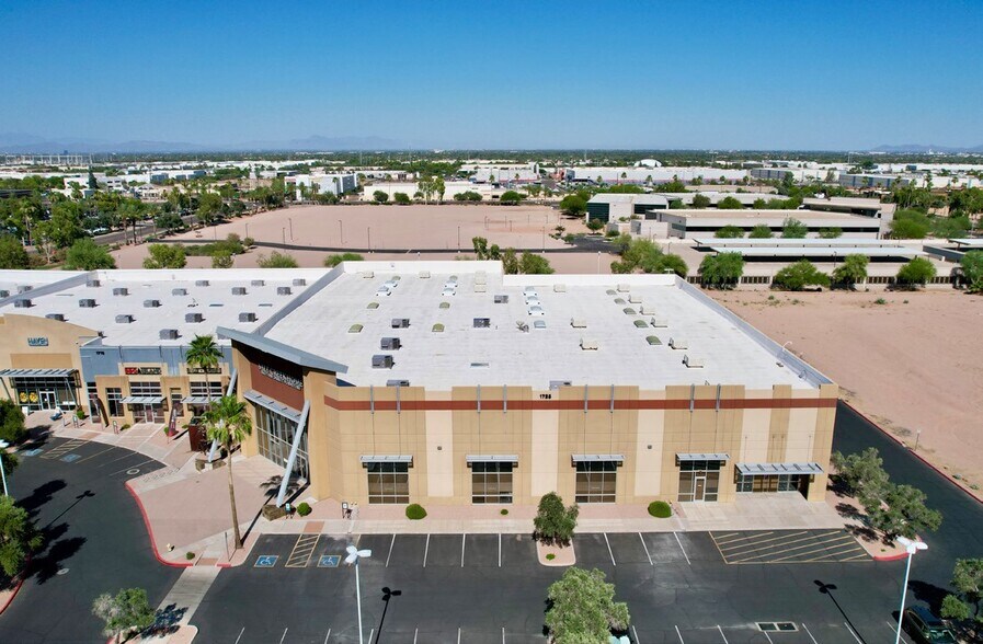 More Photos Of 1705 W Ruby Dr, Tempe General Retail For Sale