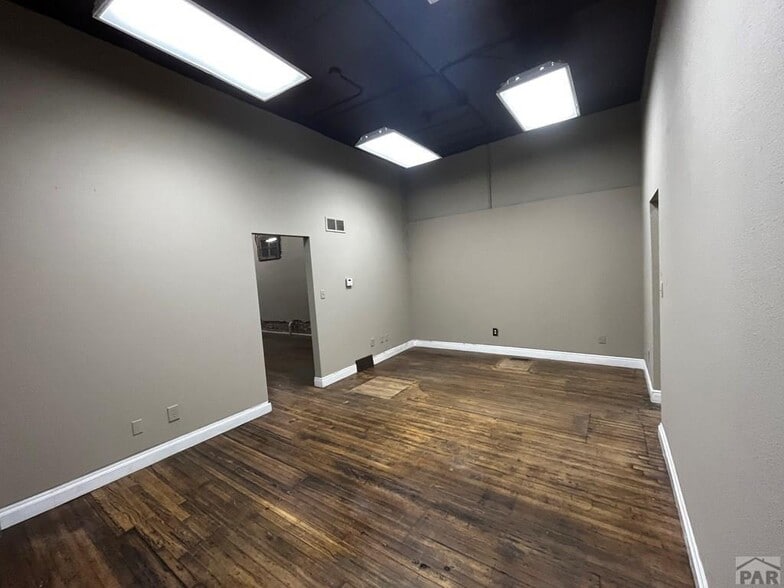 More Photos Of 411-413 E Northern Ave, Pueblo Warehouse For Sale