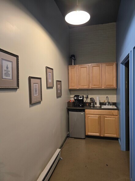 More Photos Of 3723 Pearl Rd, Cleveland Office For Sale