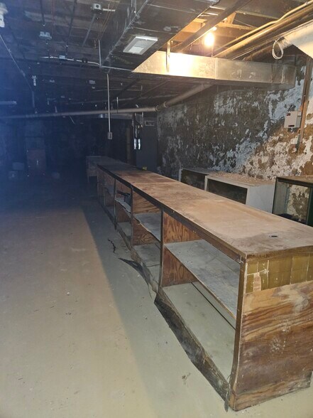 More Photos Of 211 E Stephenson St, Freeport Apartments For Sale