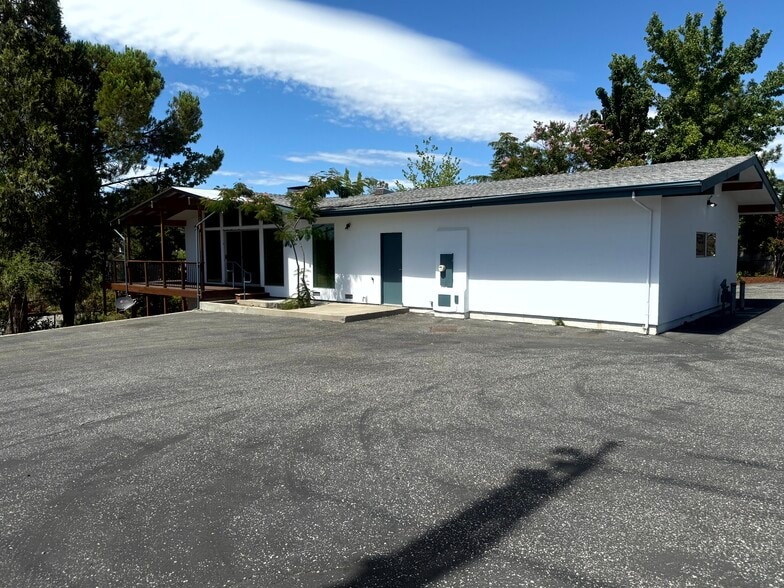 More Photos Of 111 Margaret Ln, Grass Valley Office For Sale