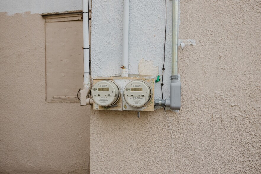 More Photos Of 123 E Madison Ave, Arkansas City Apartments For Sale