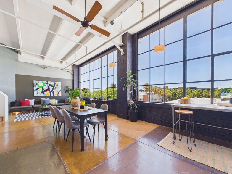 More Photos Of 4053 Harlan St, Emeryville Apartments For Sale