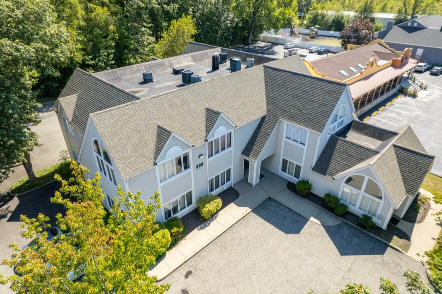 More Photos Of 898 Ethan Allen Hwy, Ridgefield Medical For Sale
