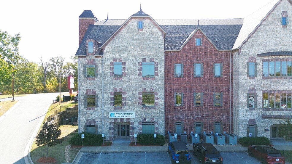 Primary Photo Of 714 st highway 248, Branson Medical For Sale