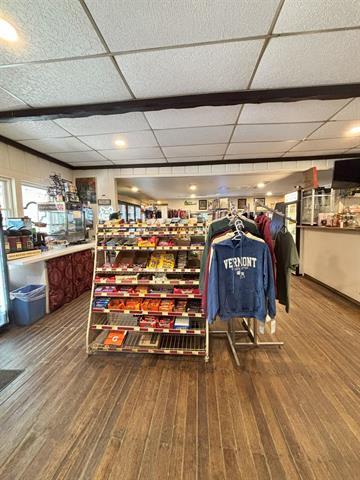 More Photos Of 44 US Route 4, Bridgewater Corners Freestanding For Sale