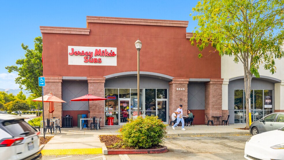 More Photos Of 6845-6855 Camino Arroyo dr, Gilroy General Retail For Sale