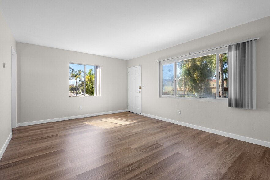 More Photos Of 1519 Missouri St, San Diego Apartments For Sale