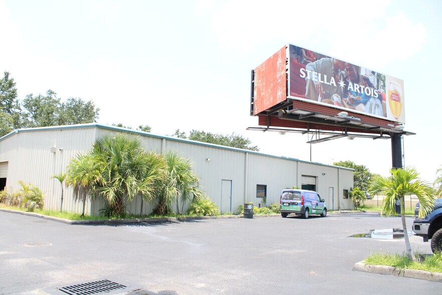 More Photos Of 3710 Gardenia Ave, Orlando Industrial For Sale