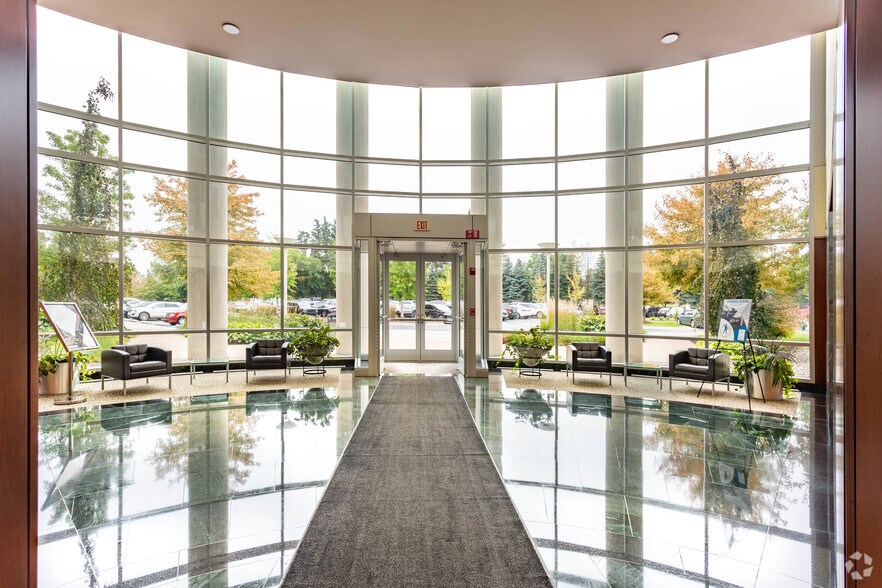 More Photos Of 27555 Executive Dr, Farmington Hills Office For Lease