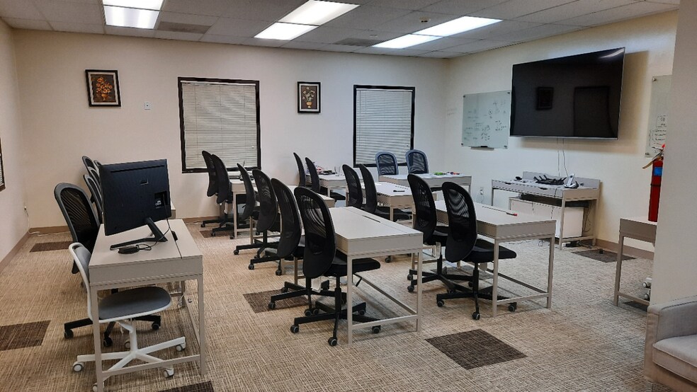 More Photos Of 4640 Valais Ct, Johns Creek Medical For Lease