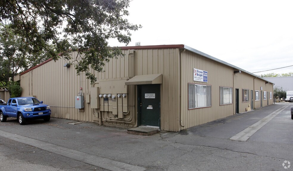 Primary Photo Of 911-919 3rd St, Davis Storefront Retail Office For Lease