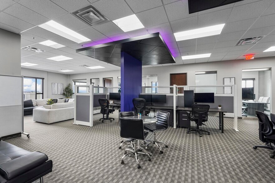More Photos Of 2701 Sunset Ridge Dr, Rockwall Office For Lease