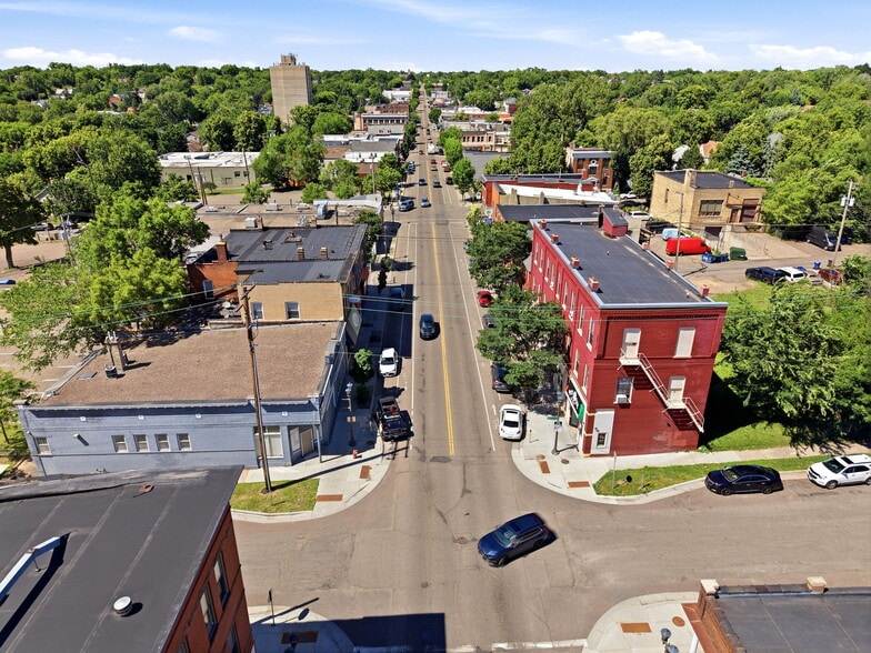 More Photos Of 871 Payne Ave, Saint Paul Storefront For Sale