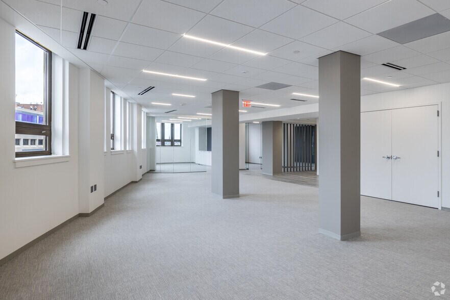 More Photos Of 1029 Vermont Ave NW, Washington Loft Creative Space For Lease