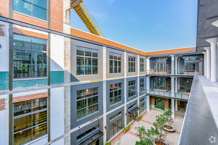 More Photos Of 220 W White St, Rock Hill Office For Lease