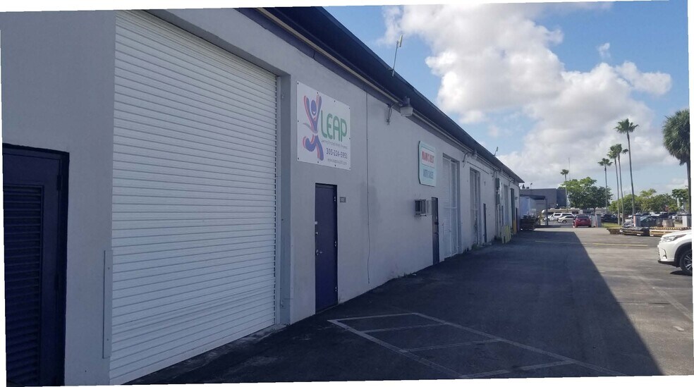 More Photos Of 10330-10364 SW 187th St, Miami Industrial For Sale