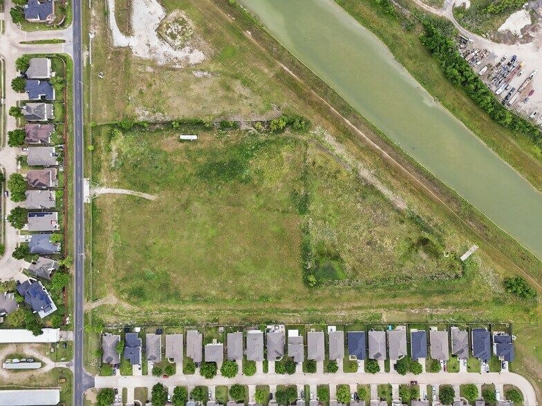 More Photos Of 6010 Addicks Satsuma, Houston Land For Sale